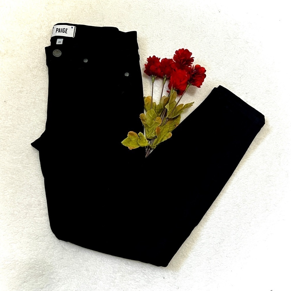 PAIGE Verdugo Crop Black Tapered Pants - Size 25